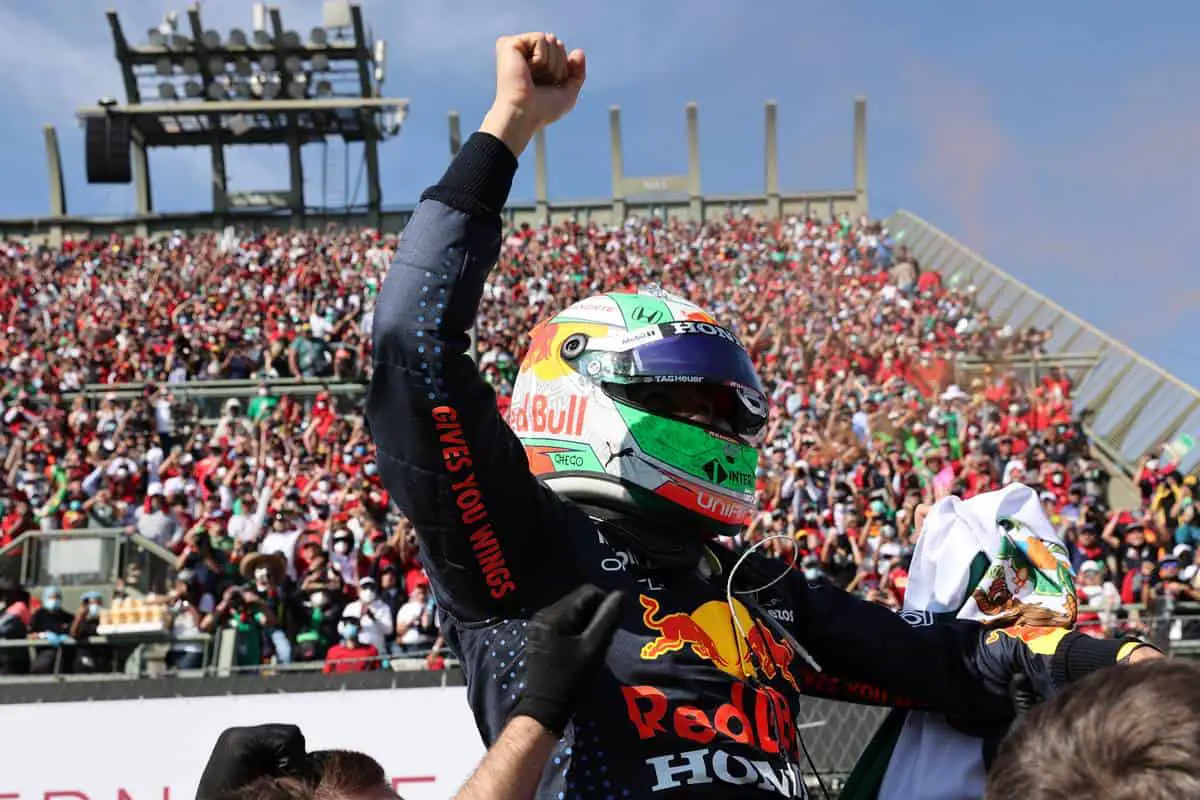 Perez GP del Messico F1 2021 eroe di casa